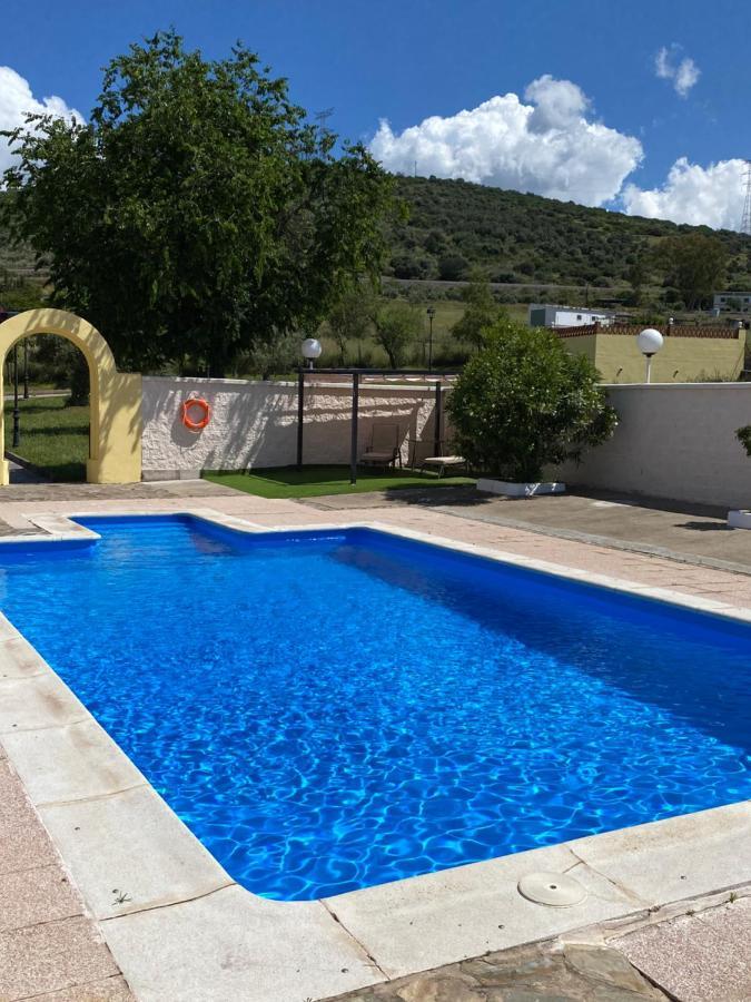 Casa Rural Montes De Trigo Jerez de los Caballeros Kültér fotó