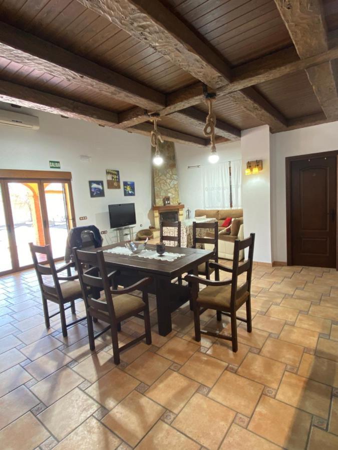 Casa Rural Montes De Trigo Jerez de los Caballeros Kültér fotó