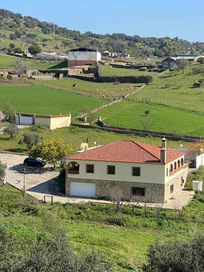 Casa Rural Montes De Trigo Jerez de los Caballeros Kültér fotó